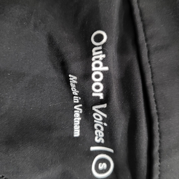 OUTDOORS VOICES Skirt, Size S, Great Condition, Black Color - Picture 6 of 7